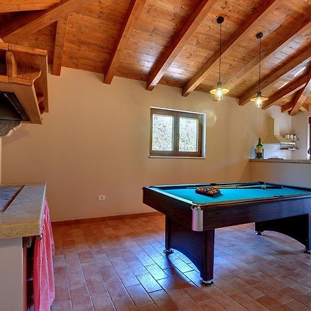 Holiday House With A Parking Space Valtura, Pula - 22784 Exterior foto